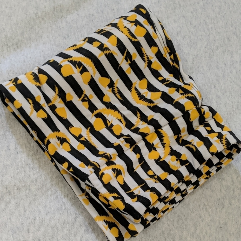 Small LulaRoe Leggings